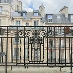 Flexliving - Room - Abbe Groult